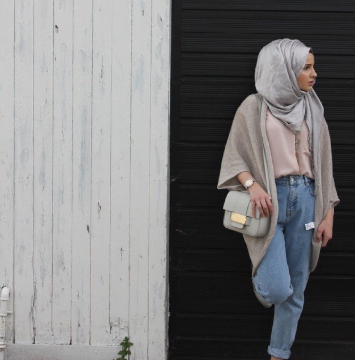 افكار لتنسيق ال slouchy pants مع الحجاب 43