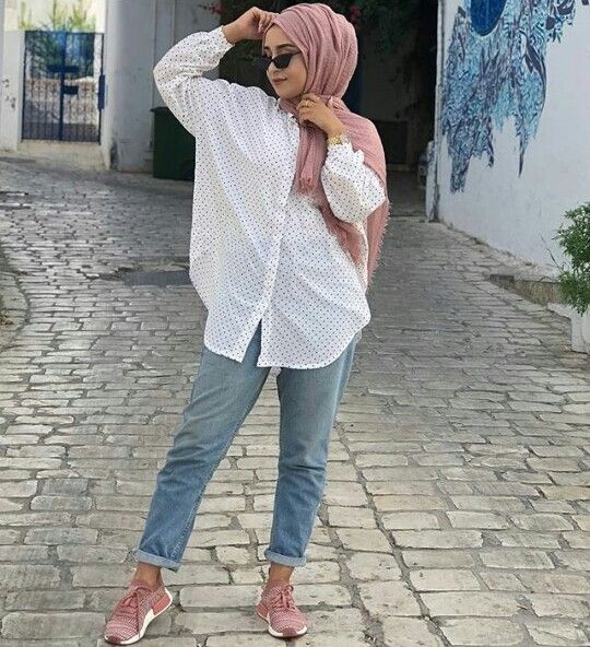 افكار لتنسيق ال slouchy pants مع الحجاب 45