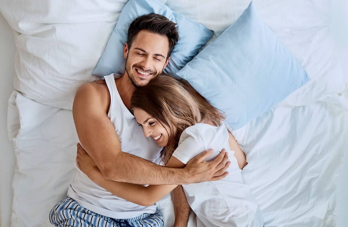 11 حاجة بيعملها الازواج السعداء قبل النوم