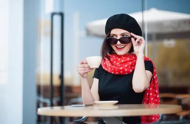 12 قاعدة اتيكيت لو عملتيها هيخلوا تعاملاتك اليومية زي تعاملات الملكات