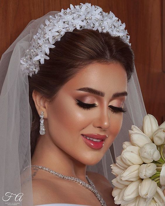 مكياج الفرح المناسب ليكي 17