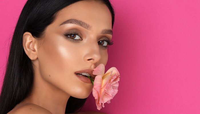 نصايح مكياج هتبين اسنانك لونها ابيض 2