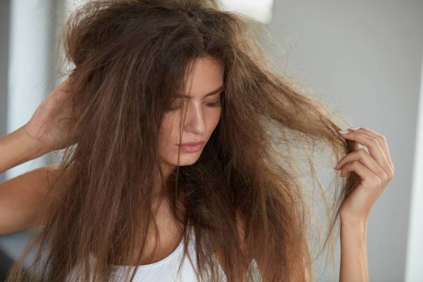 7 حاجات غلط بتعمليها لشعرك ممكن تدمره.. اعرفيها واتجنبيها