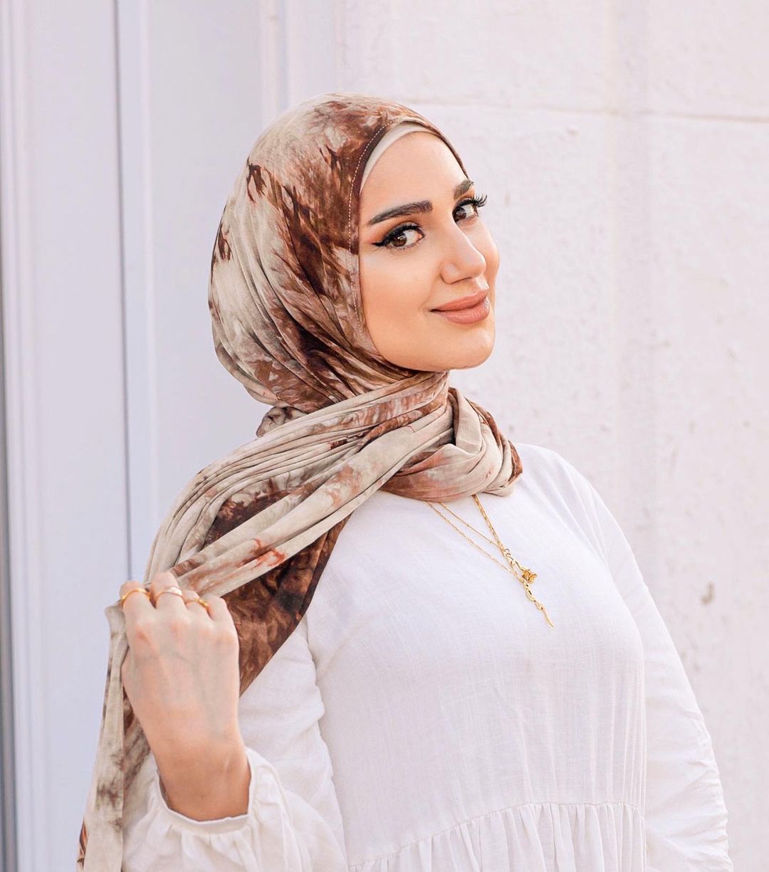 افكار لتنسيق العقد الطويل مع اللبس الكاجوال 14