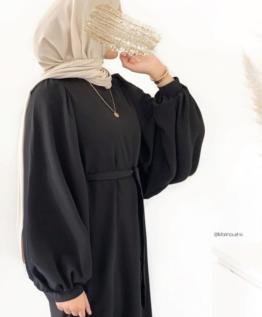 افكار لتنسيق العقد الطويل مع اللبس الكاجوال 25
