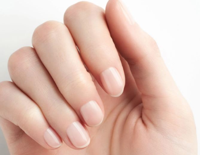 دايماً استخدمي Base Coat