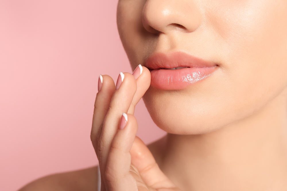 طرق علاج جفاف وتشقق الشفايف 7
