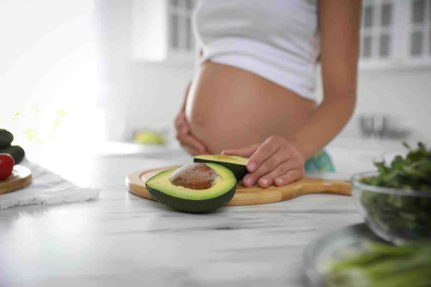 علاجات منزلية لمنع الغثيان والقيء اثناء الحمل 4