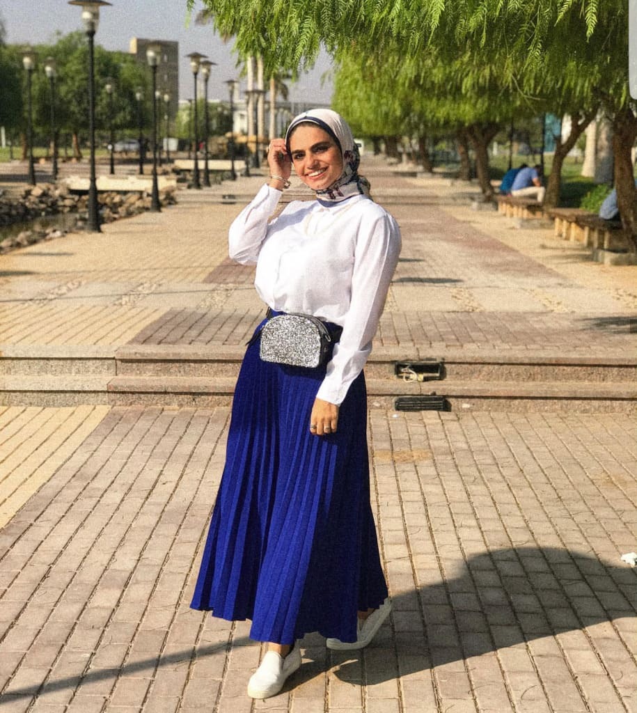 ستايلات بالجيبة مع الحجاب 32