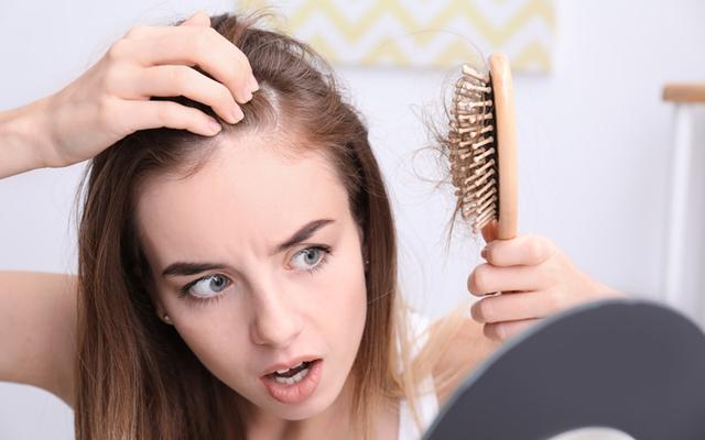 طرق وقف انحسار خط الشعر 2