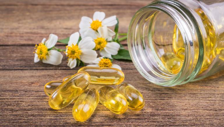 علاجات طبيعية لتقوية الاظافر 5