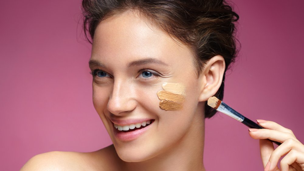 طرق لمنع تأكسد كريم الاساس 11