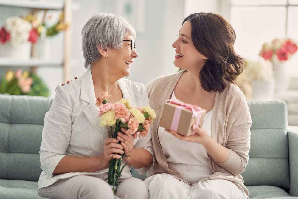 افكار هدايا لعيد الأم ممكن تشتريها اون لاين