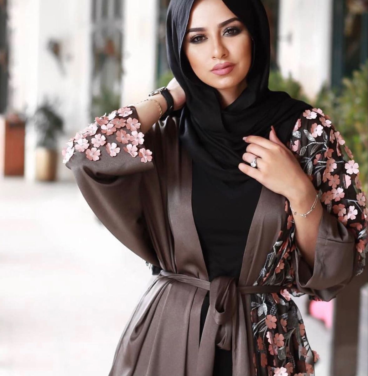 ازاي تلبسي العباية في رمضان للجامعة ولخروجاتك اليومية