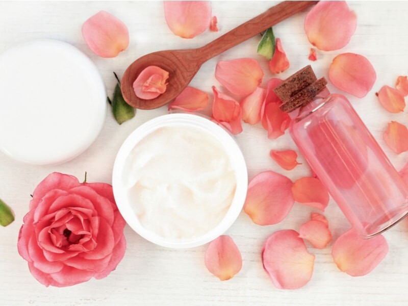 طرق تخلي ريحتك حلوة 2