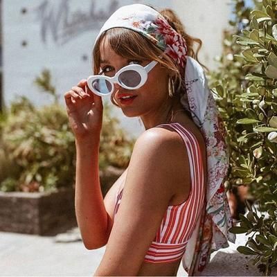 تسريحات شعر باستخدام السكارف والباندانا 24