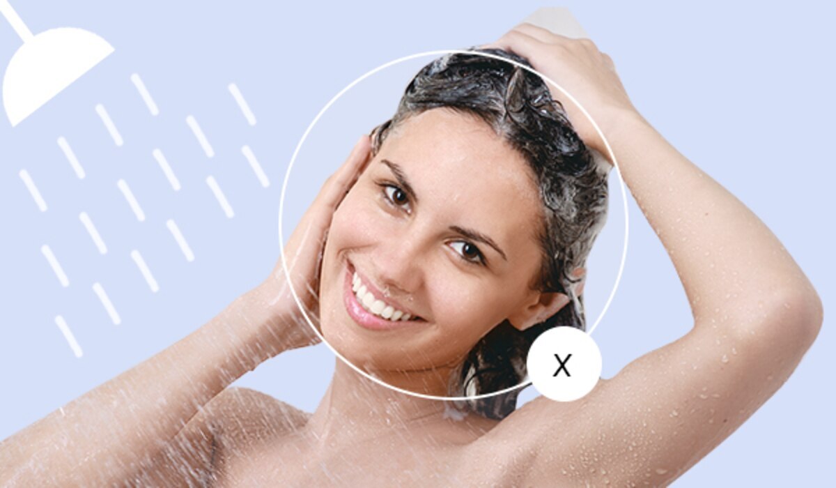 ليه المفروض ماتغسليش وشك اثناء الاستحمام؟