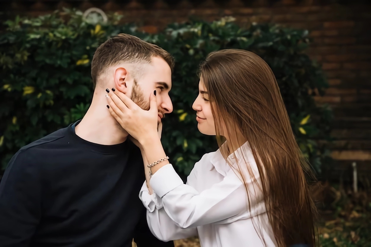 تصرفات انثوية شريكك بيحبها 4