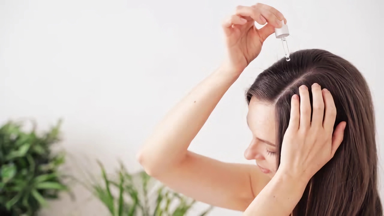 فوايد زيت الاطفال للشعر 2