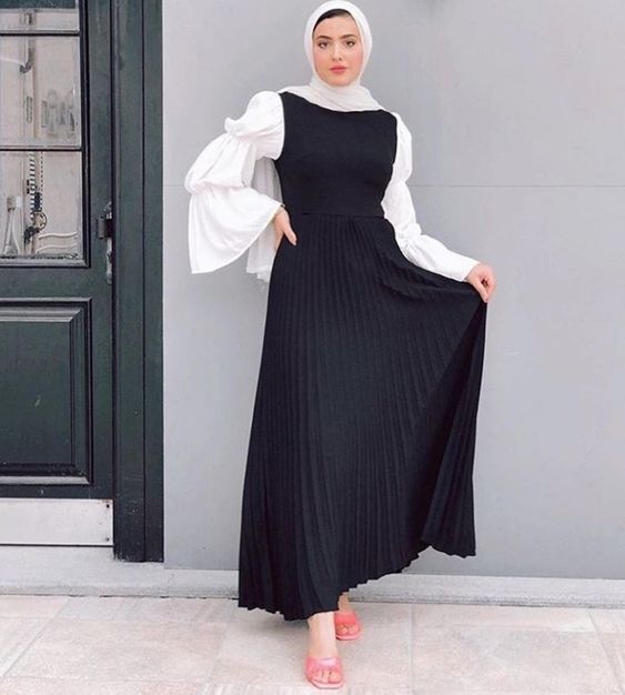 تنسيق الفساتين من غير اكمام للمحجبات 13