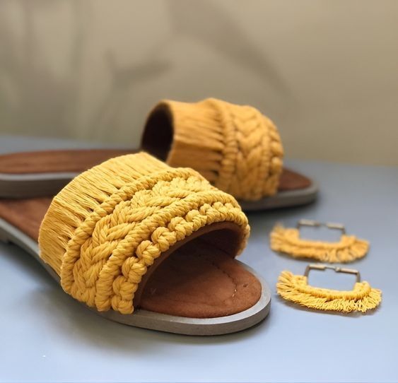 ستايلات slides تريندي للصيف 34