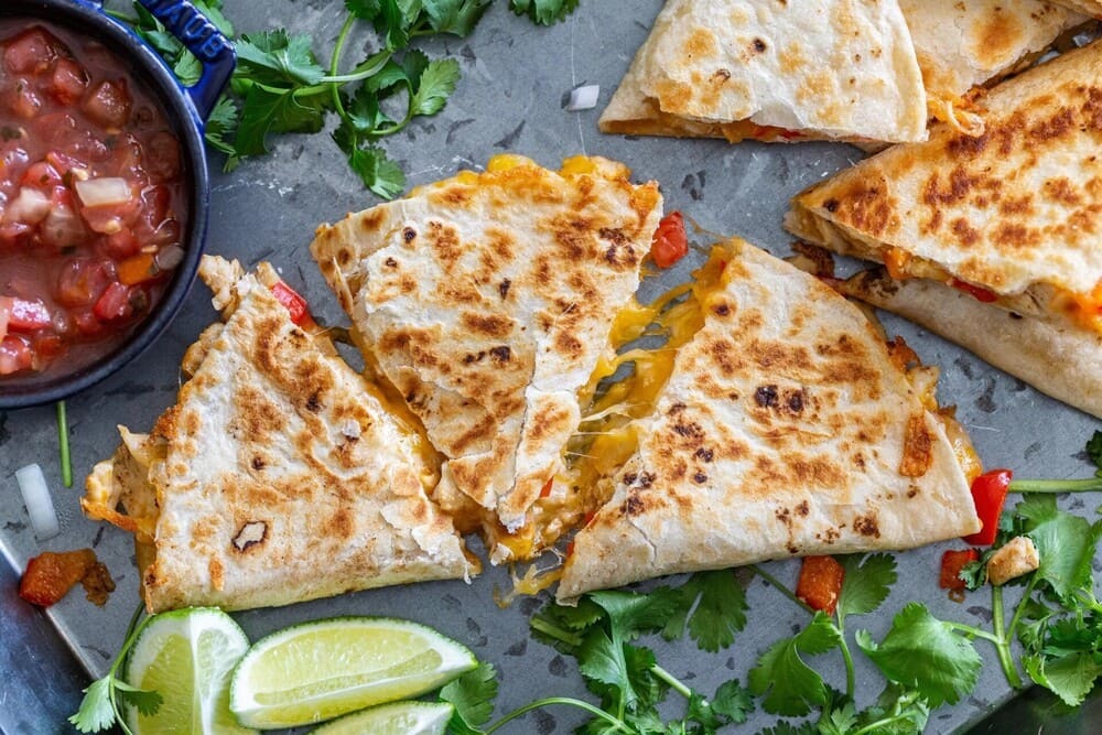طريقة عمل كاساديا الفراخ 6
