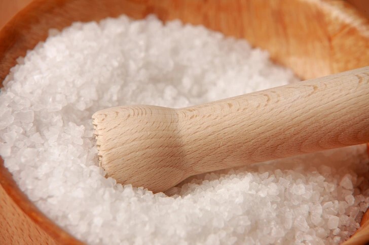 طرق لعلاج اللسان الابيض 5