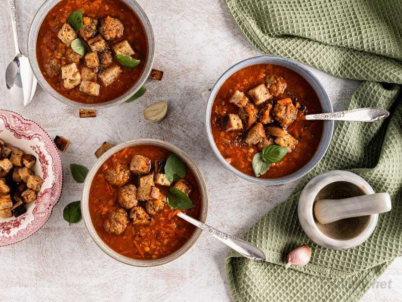 شوربة العدس بالطماطم 16