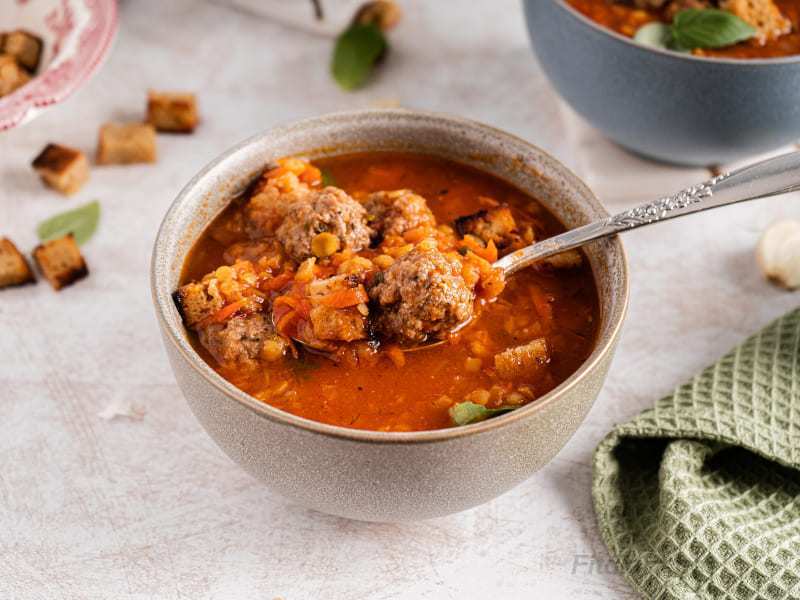 شوربة العدس بالطماطم 8