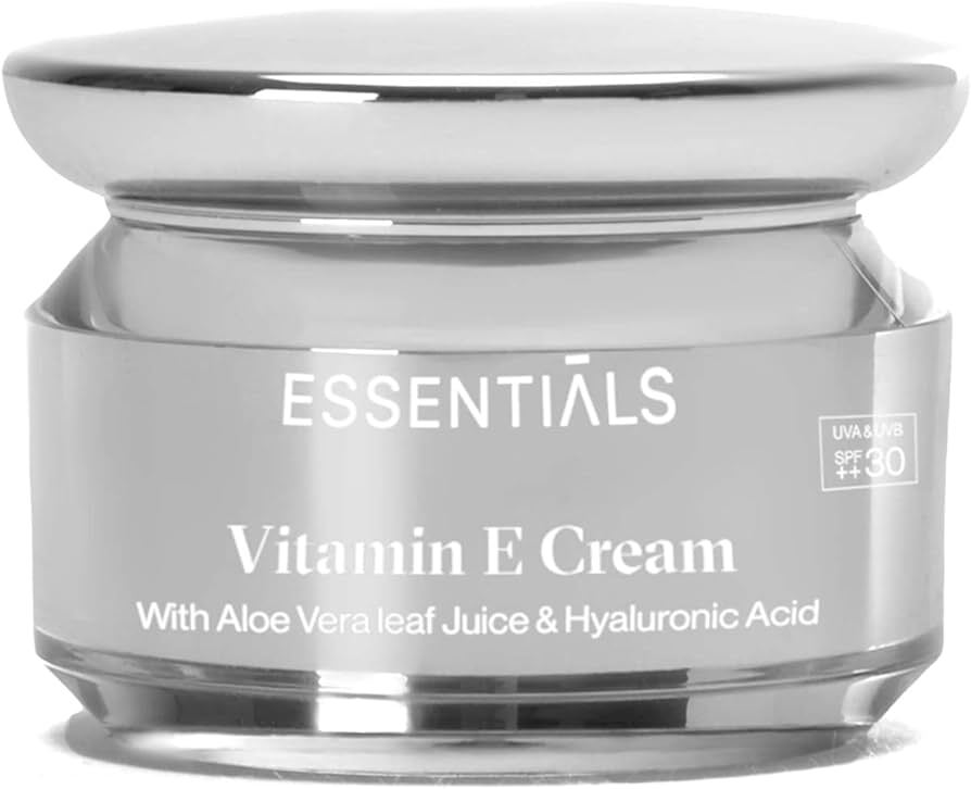 كريم فيتامين E من اسينشيالز Essentials Vitamin E Cream