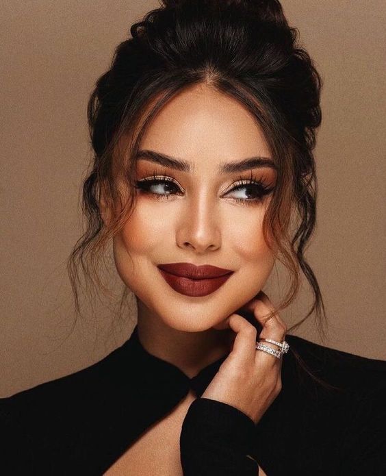 نصايح لوضع الروج الغامق 2