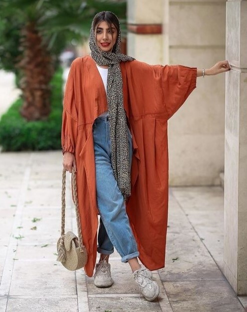 ستايلات للبس العباية المفتوحة.14 ستايلات للبس العباية المفتوحة.14