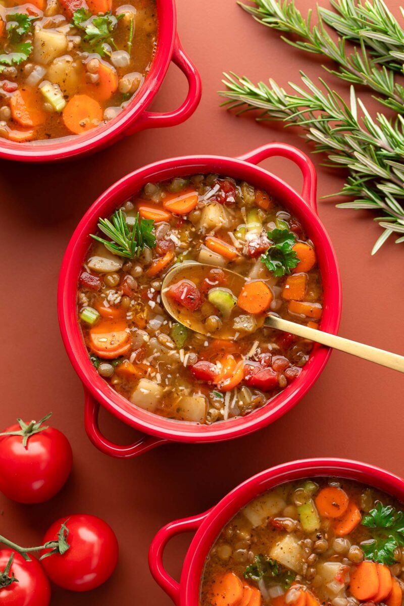 شوربة العدس بالبطاطس.3 شوربة العدس بالبطاطس.3