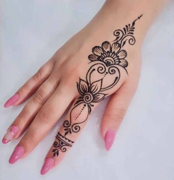 افكار رسومات حنة للايد.47 افكار رسومات حنة للايد.47