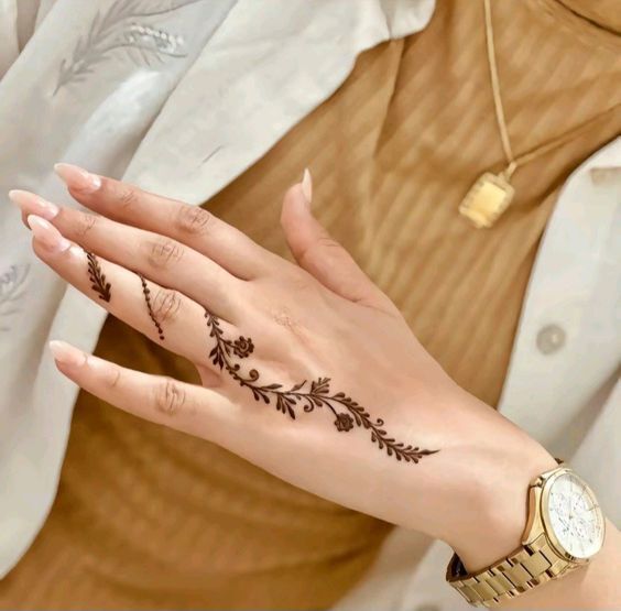 افكار رسومات حنة للايد.7 افكار رسومات حنة للايد.7