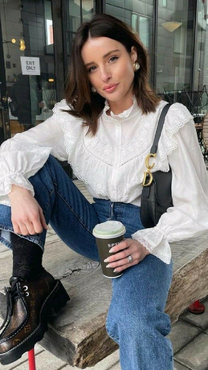 الجينز برجل واسعة.30 الجينز برجل واسعة.30