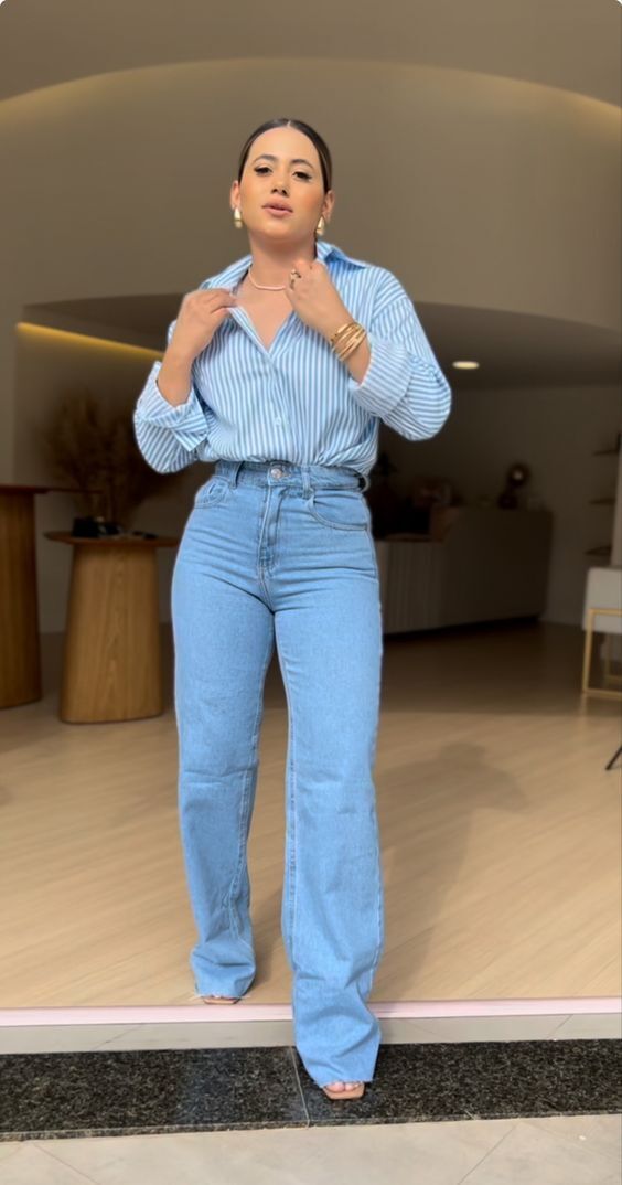 الجينز برجل واسعة.32 الجينز برجل واسعة.32
