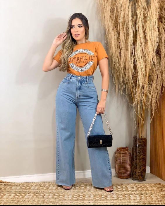 الجينز برجل واسعة.35 الجينز برجل واسعة.35