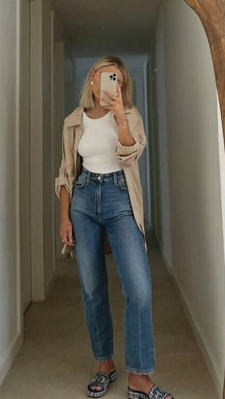 الجينز برجل واسعة.59 الجينز برجل واسعة.59