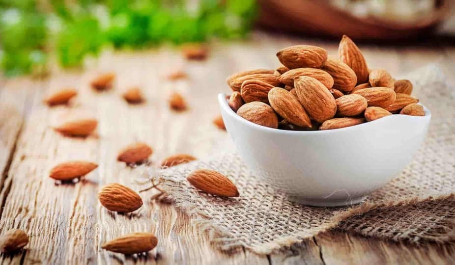 وجبات خفيفة صحية لتحسين النوم.8 وجبات خفيفة صحية لتحسين النوم.8