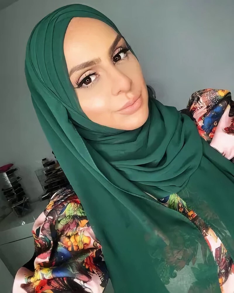 لون الطرحة المناسبة للون بشرتك.5 لون الطرحة المناسبة للون بشرتك.5