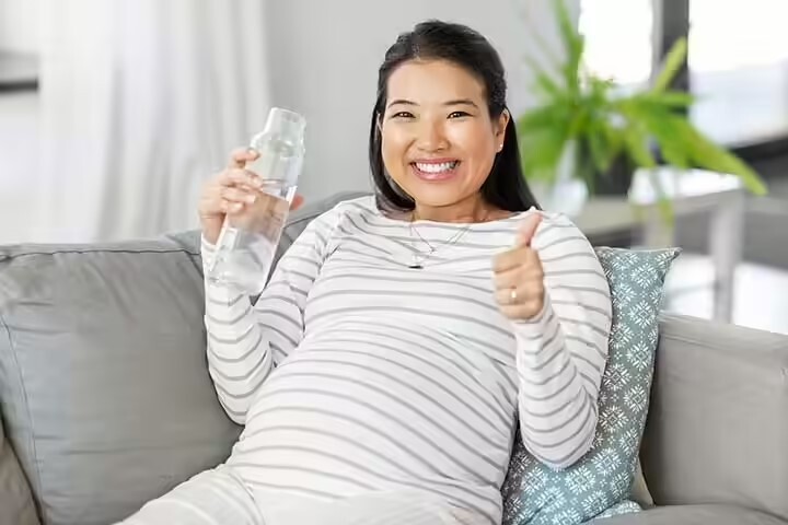 كمية الماية المناسبة اثناء الحمل.3 كمية الماية المناسبة اثناء الحمل.3
