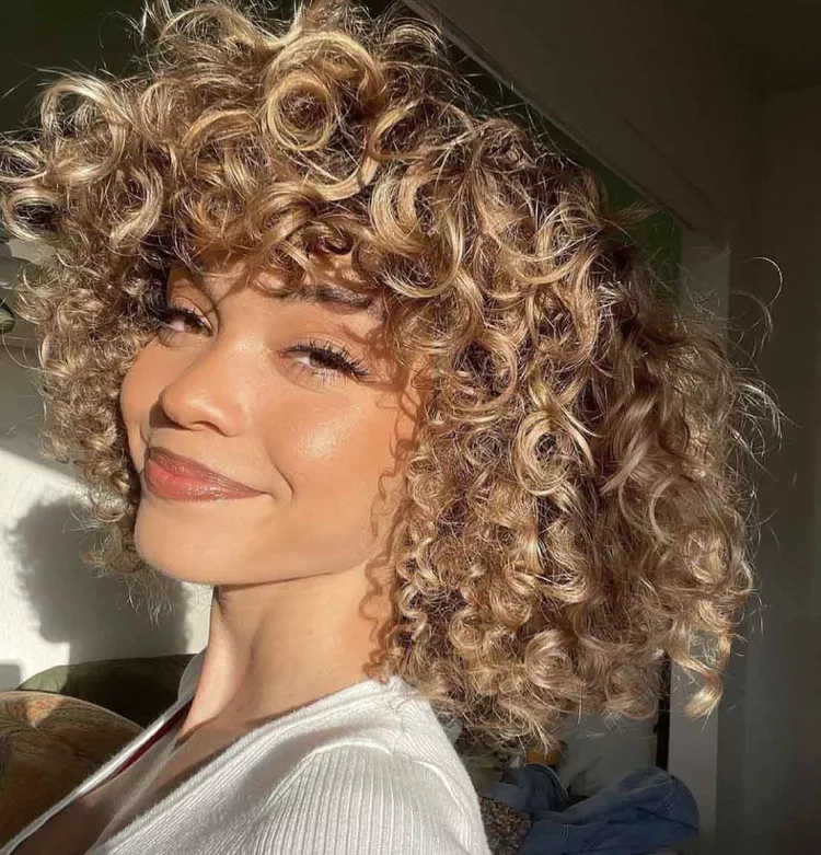 Fringed Short Curls