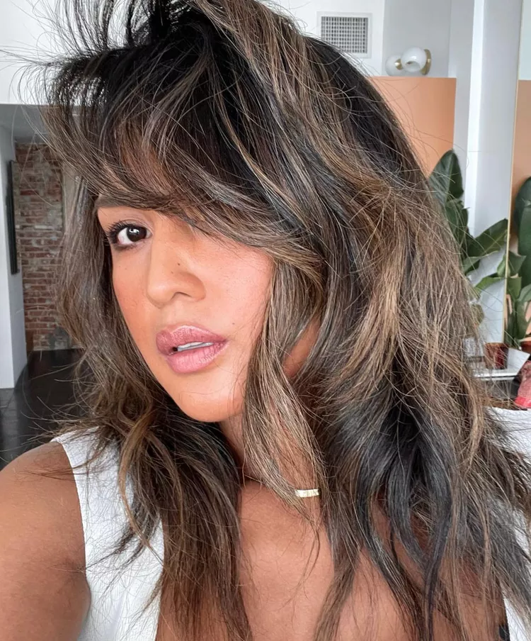 Tousled Medium-Length Cut