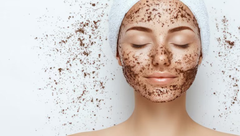 Coffee aloe vera face mask