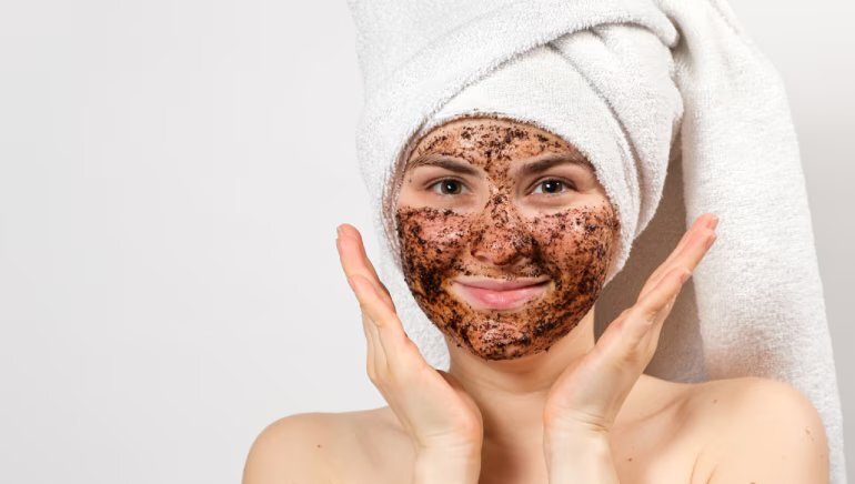 Coffee honey face mask
