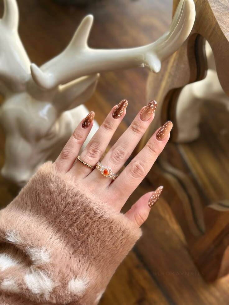 Deer Print Nails 11