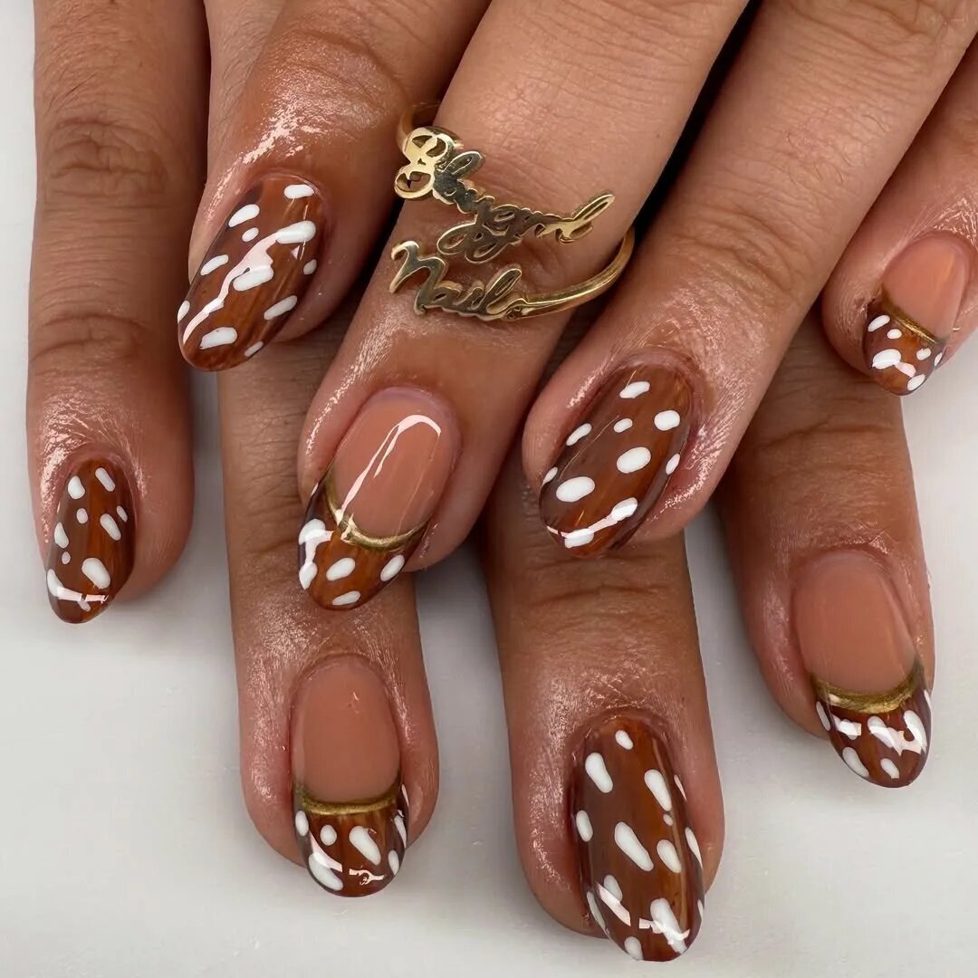 Deer Print Nails 4